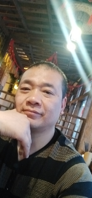 qw366366的第一张照片--长阳闪婚服务中心